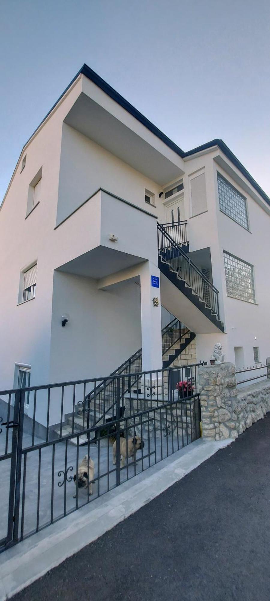 Apartments Ema تْسْغيكفانِتْسا المظهر الخارجي الصورة